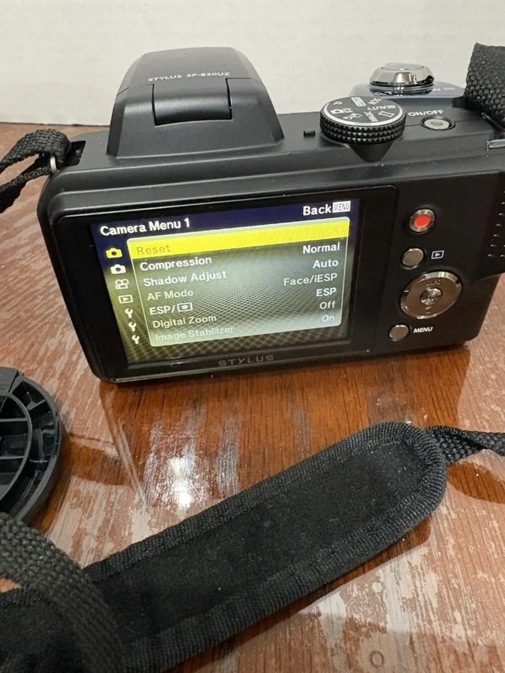 Olympus STYLUS SP-820UZ Digital Camera 40 X  Wide Zoom  Full HD Tested